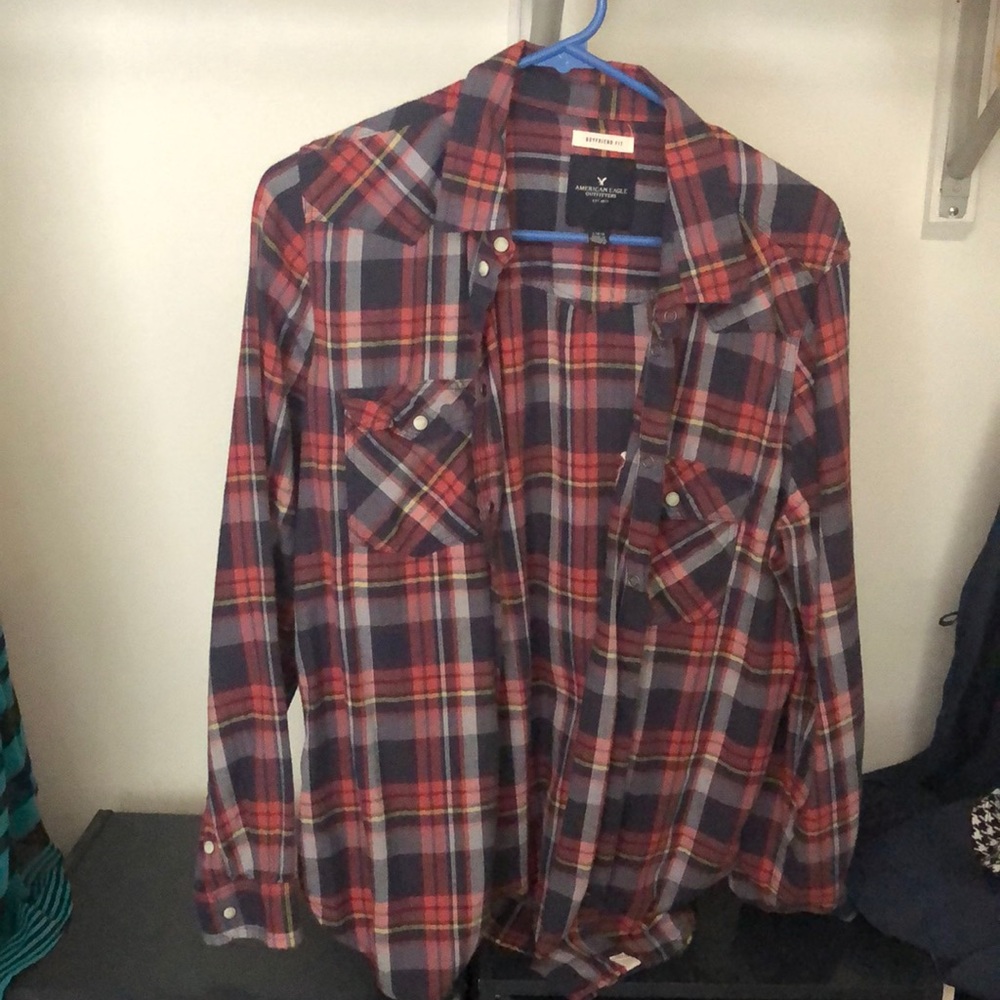 Boyfriend-fit flannel